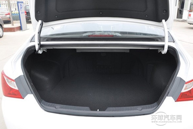 2014款 2.0L 自動領先型