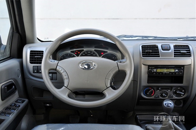 2011款 2.4L公務版 豪華型 兩驅小雙排