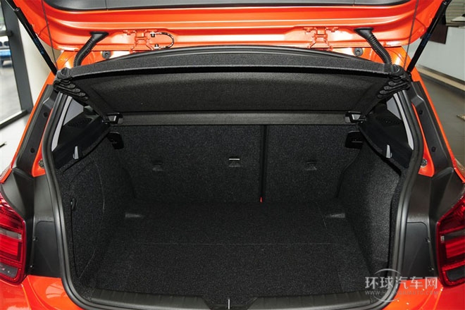 2013款 改款 118i 領(lǐng)先型