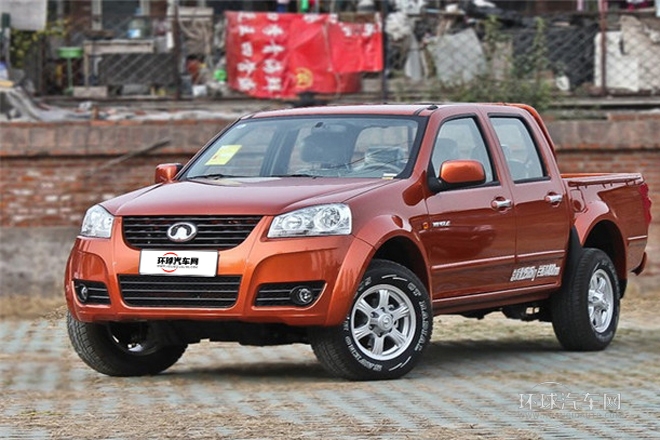 2011款 2.4L公務(wù)版 豪華型 兩驅(qū)大雙排