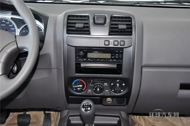 2011款 2.4L公務(wù)版 豪華型 四驅(qū)大雙排