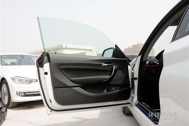 2014款 220i 運動設計套裝