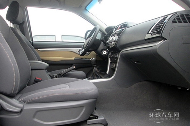 2014款 2.0T兩驅精英型4D20B