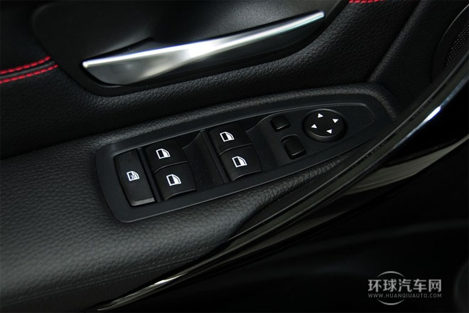 2013款 320i運動設(shè)計套裝 旅行版