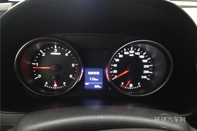 2014款 升級版 2.0T 柴油 手動兩驅精英型