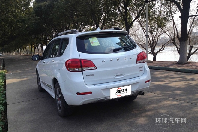 2014款 升級版 2.0T 柴油 手動(dòng)兩驅(qū)精英型