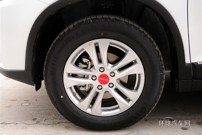 2013款 運動版 1.5T 手動四驅尊貴型