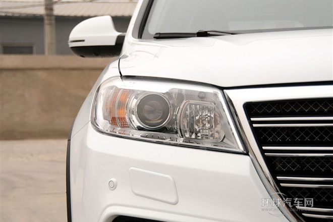 2013款 運動版 1.5T 手動四驅尊貴型