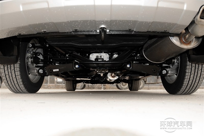 2013款 運動版 1.5T 手動四驅(qū)精英型