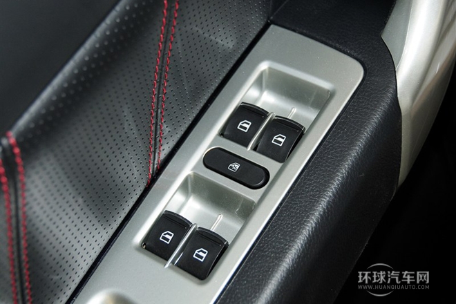 2013款 升級(jí)版 1.5T 手動(dòng)四驅(qū)精英型