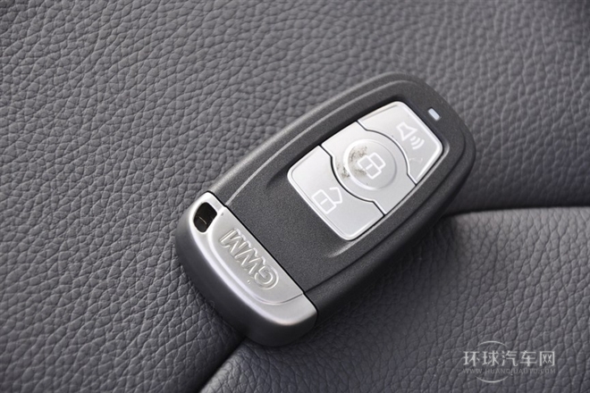 2013款 升級版 1.5T 手動四驅尊貴型