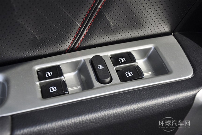 2013款 升級版 1.5T 手動四驅尊貴型