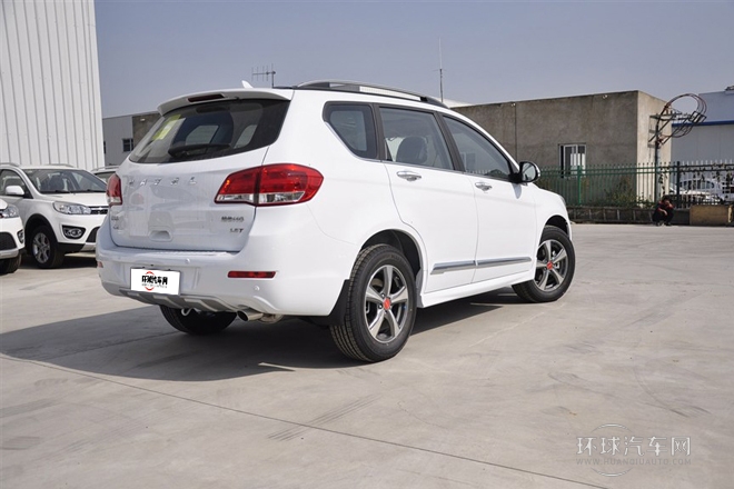 2013款 升級(jí)版 1.5T 手動(dòng)四驅(qū)尊貴型