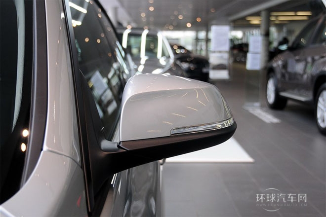 2013款 320i 領(lǐng)先型