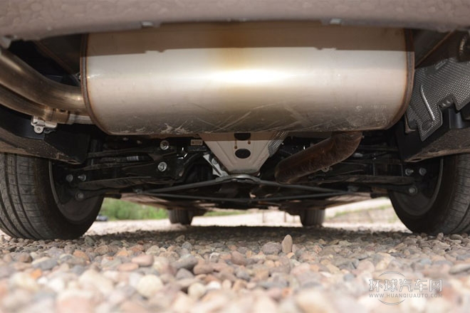 2013款 328i 風(fēng)尚設(shè)計(jì)套裝