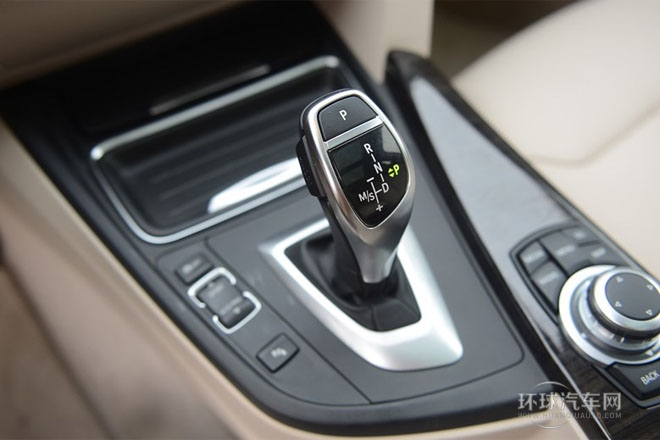 2013款 328i 風尚設(shè)計套裝