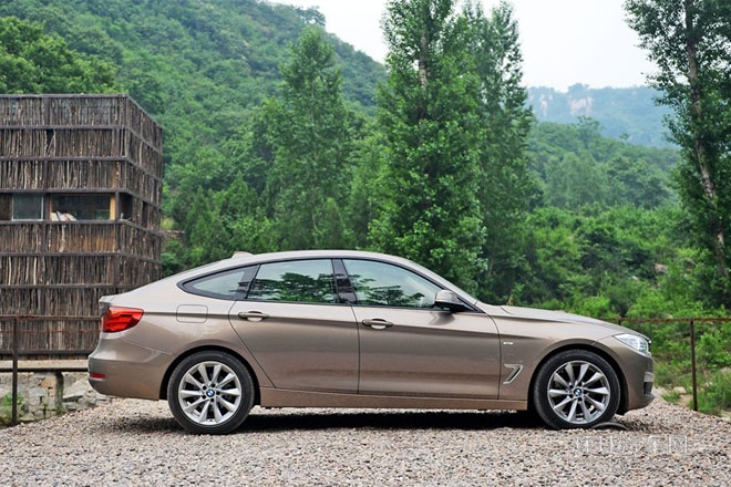 2013款 328i 風尚設計套裝