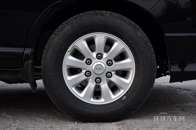 2010款 2.0L睿翔 豪華型(短軸)