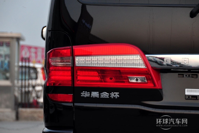 2010款 2.0L睿翔 豪華型(短軸)