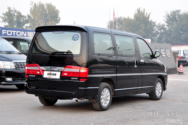 2010款 2.0L睿翔 豪華型(短軸)