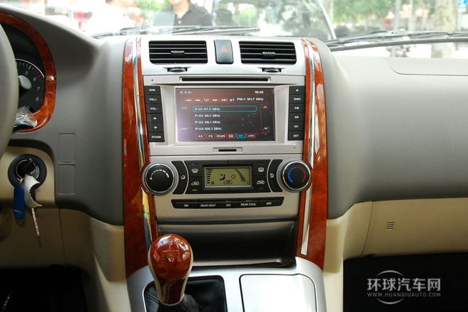 2010款 2.7L-3代 御領豪華型長軸9座2TR