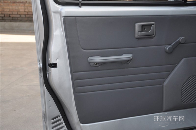 2013款 創業版 1.0L 經濟型