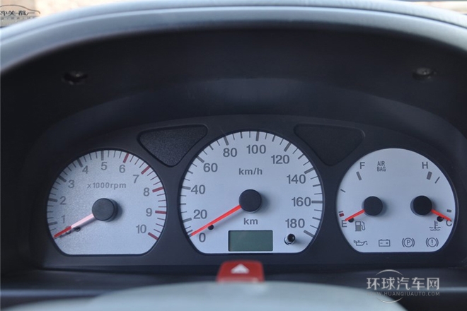 2013款 創(chuàng)業(yè)版 1.0L 經(jīng)濟型