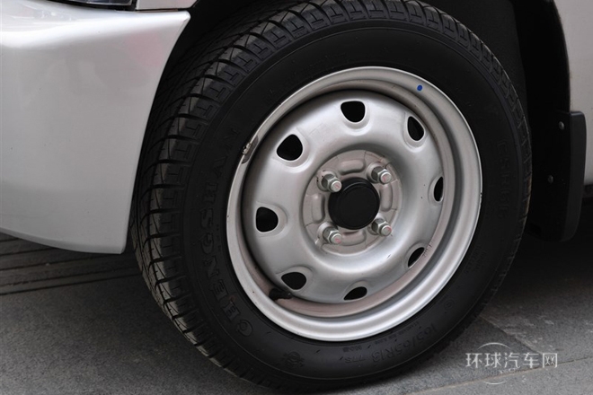 2013款 創業版 1.0L 實用3型