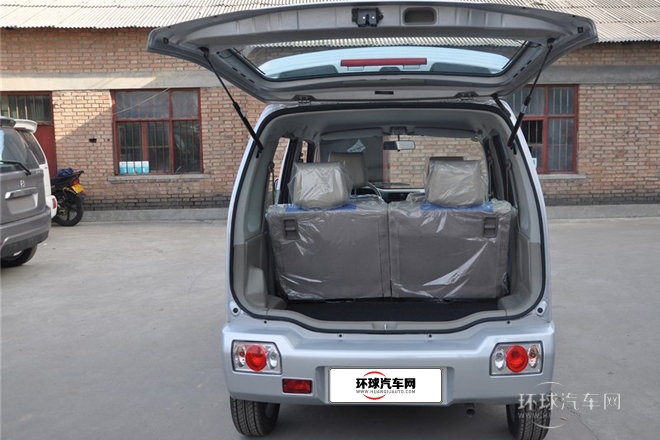 2013款 創業版 1.0L 舒適型