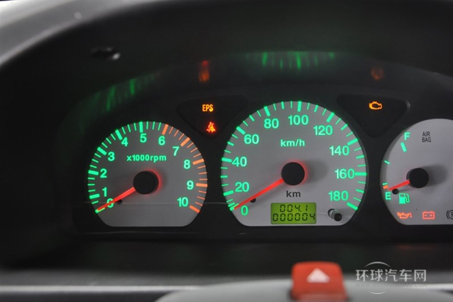 2013款 創(chuàng)業(yè)版 1.0L 舒適型