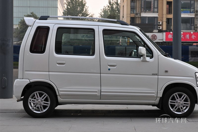 2013款 全能升級(jí)版 1.4L 標(biāo)準(zhǔn)型