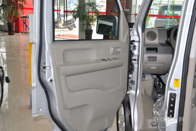 2009款 1.4L手動標準型 陽光版