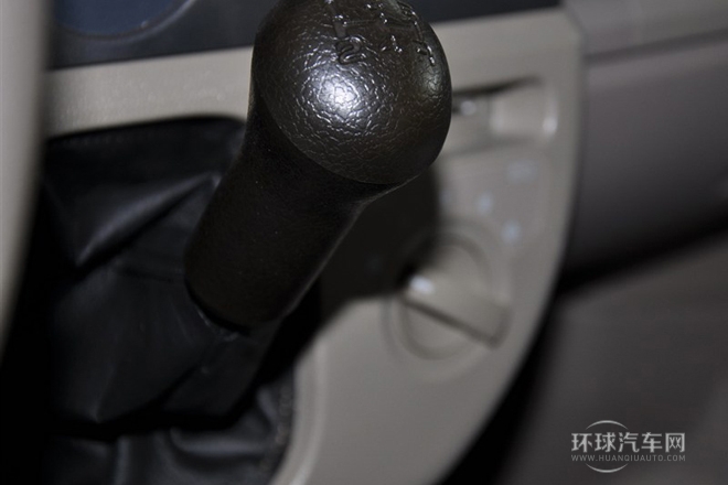 2009款 1.4L手動標準型 陽光版