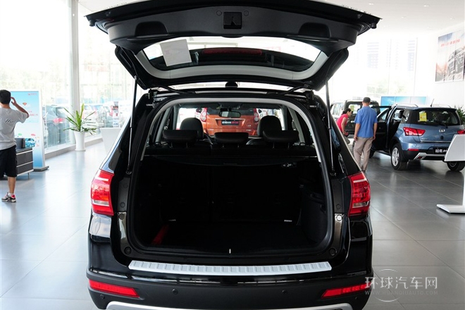 2013款 運動版 1.5T 手動兩驅尊貴型