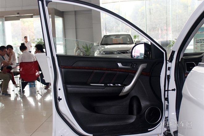 2013款運動版 1.5T  手動兩驅精英型