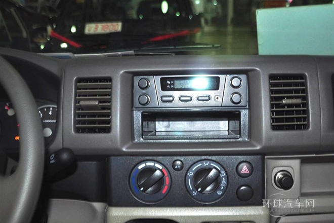 2009款 1.4L手動舒適型 陽光版