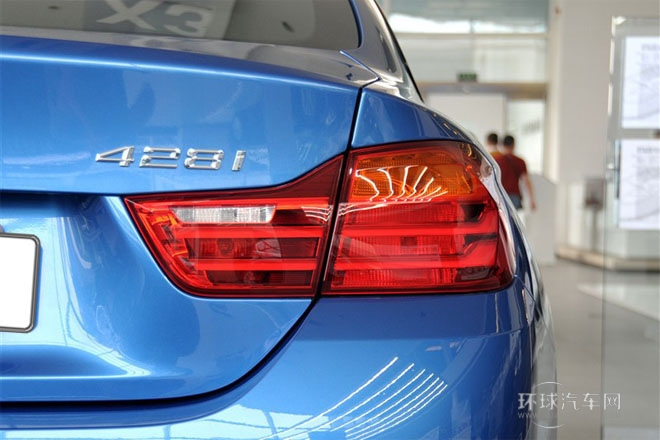 2014款 428i xDrive運(yùn)動(dòng)設(shè)計(jì)套裝