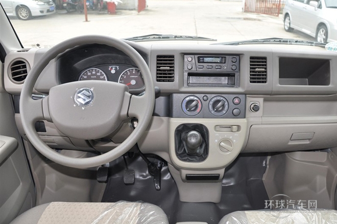 2010款 1.2L手動標準型 陽光版