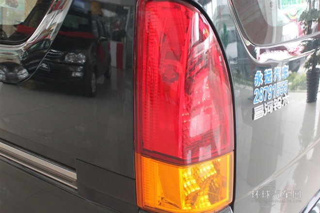 2010款 1.2L手動舒適型 陽光版