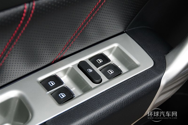 2013款 升級版 1.5T 手動兩驅(qū)尊貴型