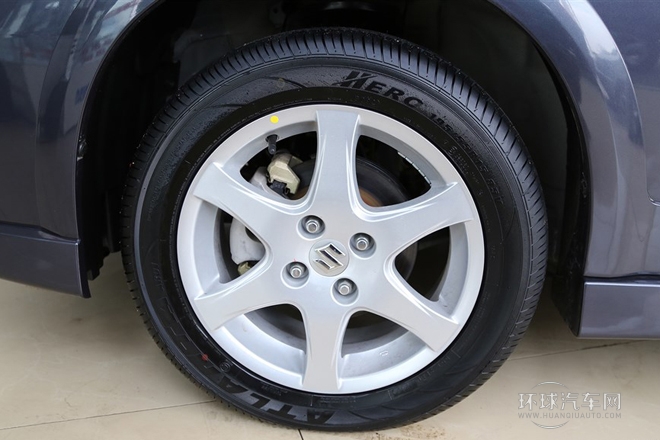 2013款 兩廂 1.4L 手動標(biāo)準(zhǔn)型A