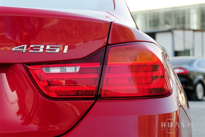 2014款 435i xDrive運(yùn)動(dòng)設(shè)計(jì)套裝