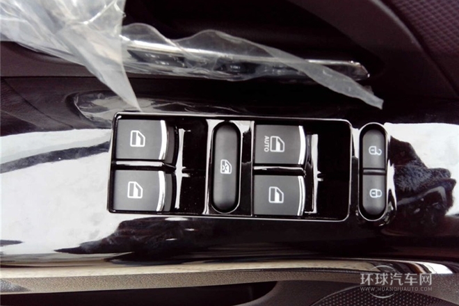 2013款 2.0T 手動創(chuàng)領(lǐng)版