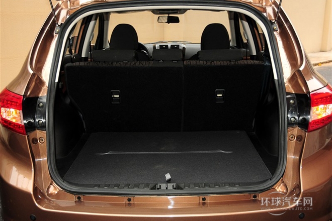 2013款 2.0T 手動創享版