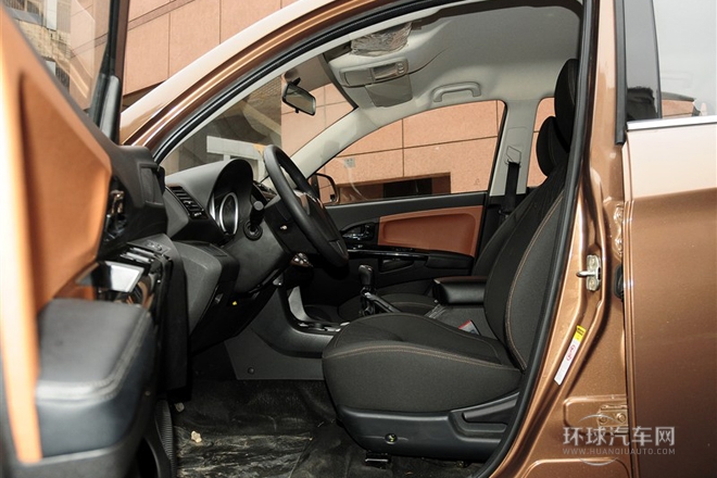 2013款 2.0T 手動創享版