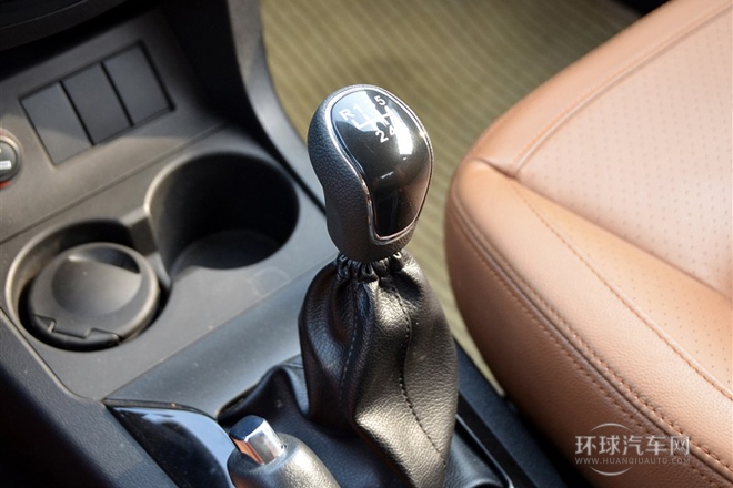 2013款 2.0T 手動創行版