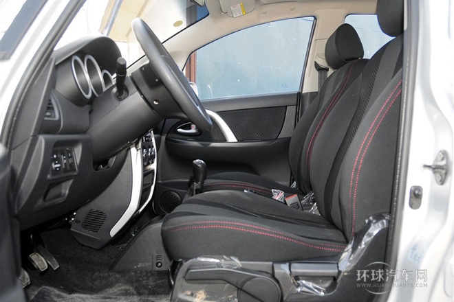 2014款 1.4L 手動(dòng)天窗導(dǎo)航版 國(guó)IV