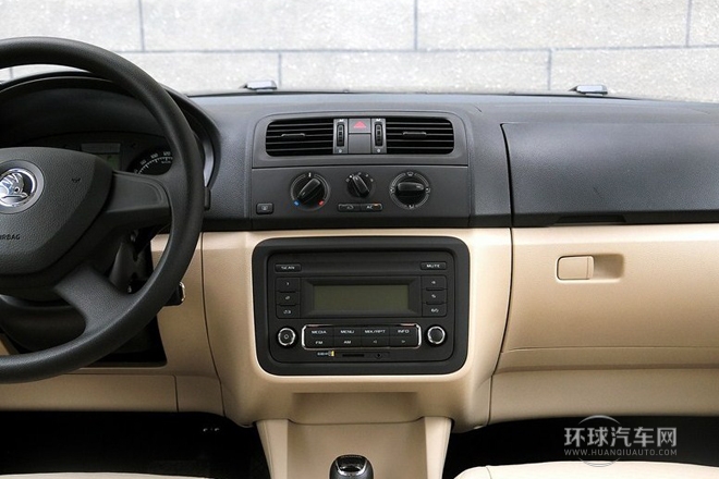 2013款 1.4L 自動(dòng)晶致版