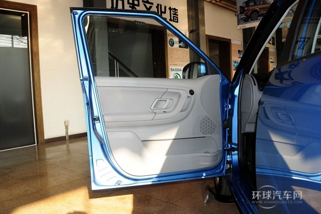 2013款 1.4L 手動晶靈版