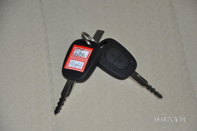 2014款 兩廂 E150 EV 電動時尚版